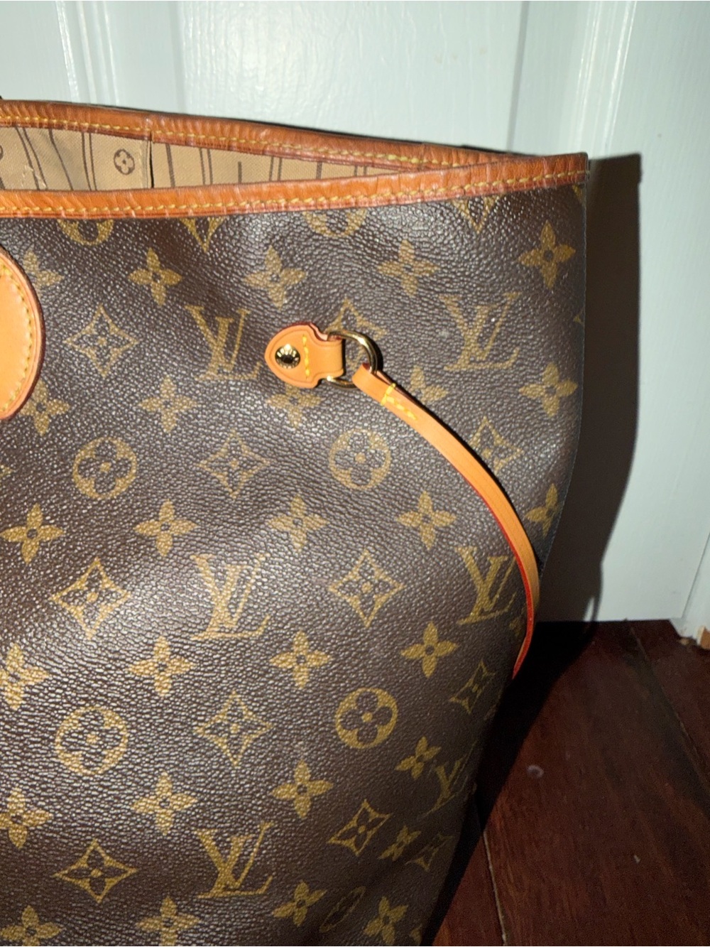 Louis Vuitton Monogram Neverfull Tote GM - Picture 2 of 11